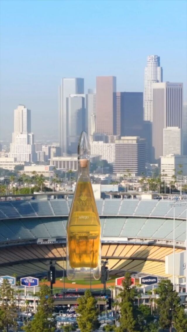 A Home Run in Every Sip ⚾🥃

#emylatequila #tequila #baseball #baseballgame #homerun #dodgers ##1fan